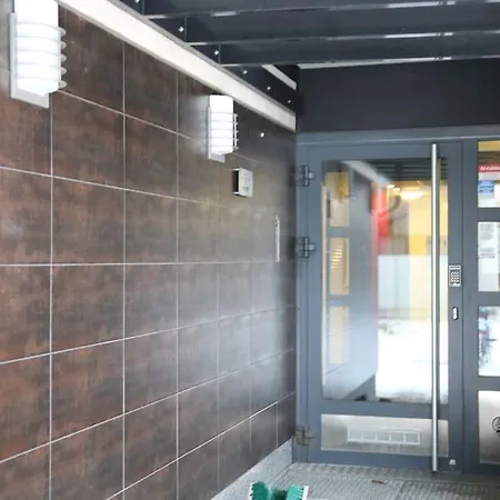 Kielo Serene Aurora City, 3bd, Street Parking شقة *
